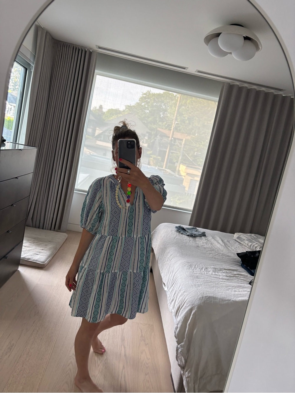 Velvet by Graham & Spencer Blue & White Patterned Tiered Mini Dress